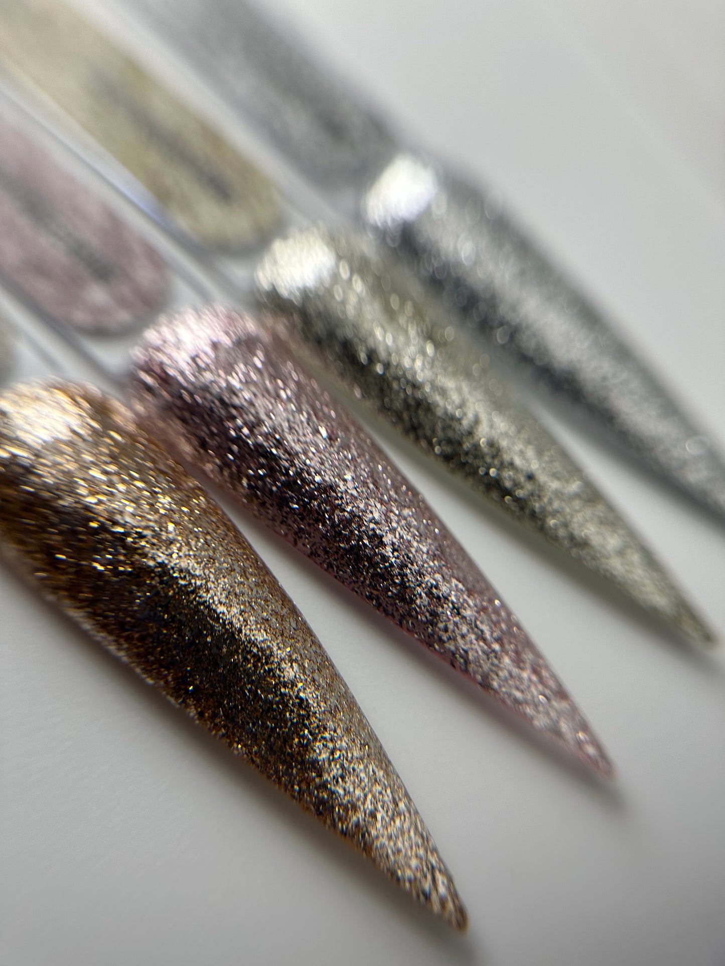 Liquid Foil Light Bronze Shine