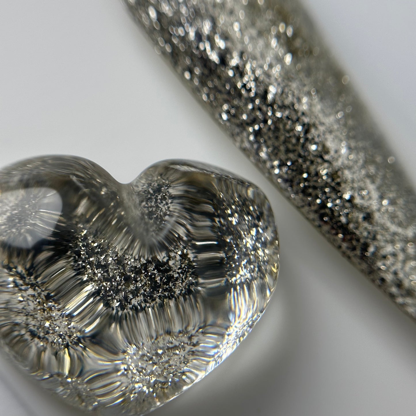 Liquid Foil Light Gold Shine
