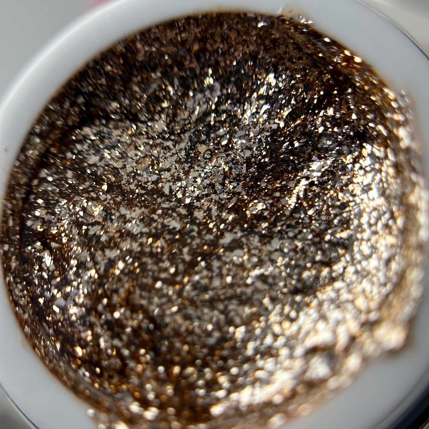 Liquid Foil Light Bronze Shine