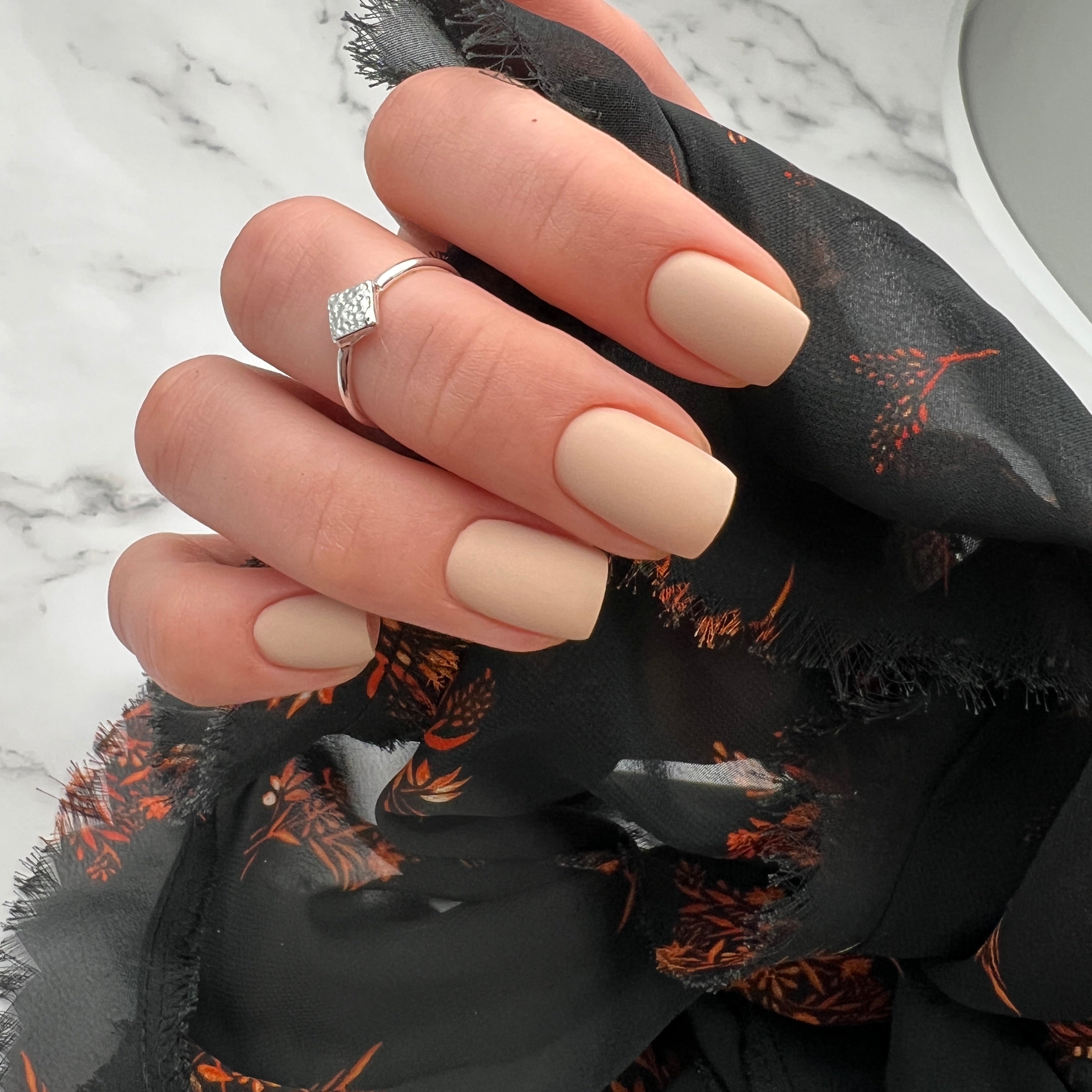 Gel Polish - Hourglass