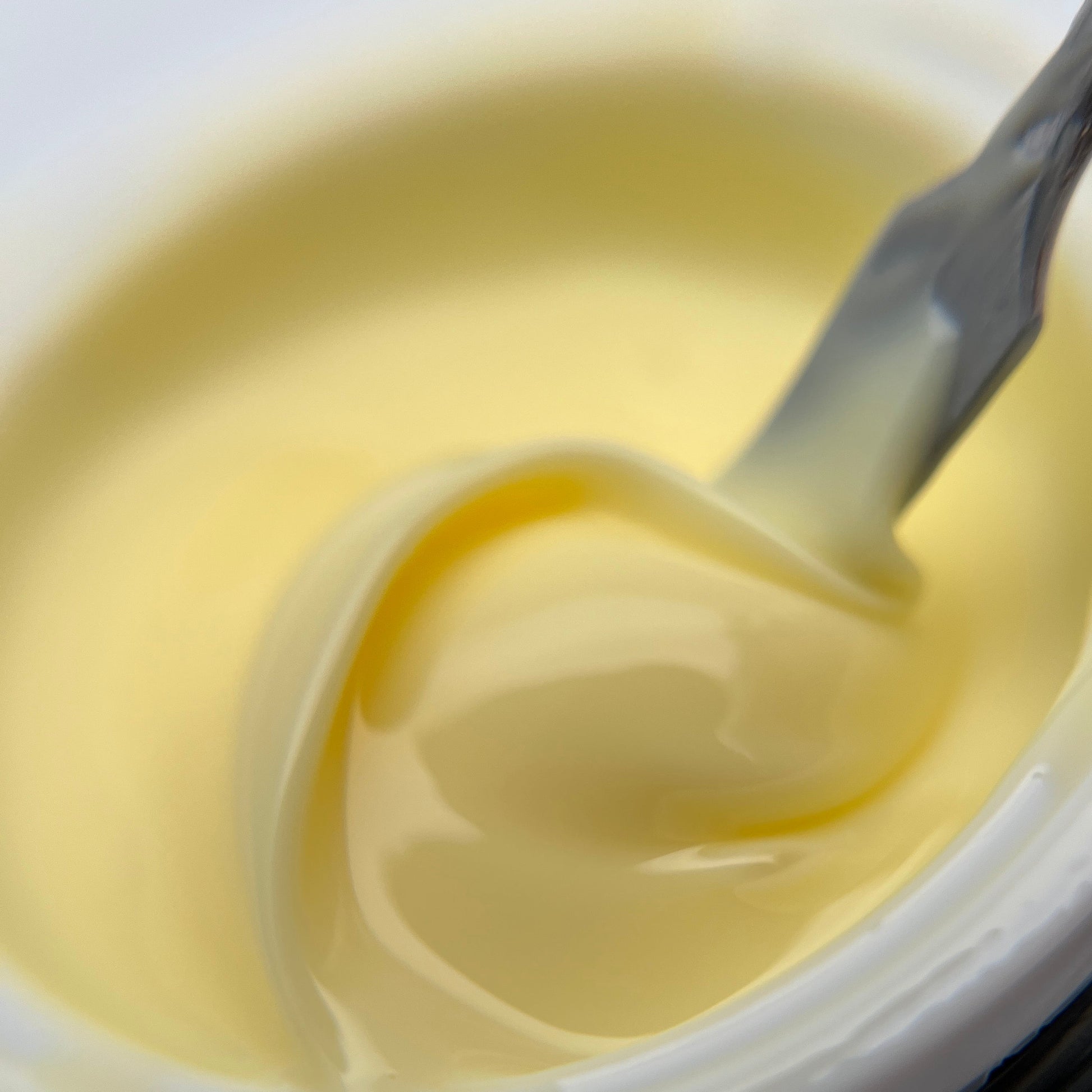 Butter UV LED builder gel for soft yellow structured manicures