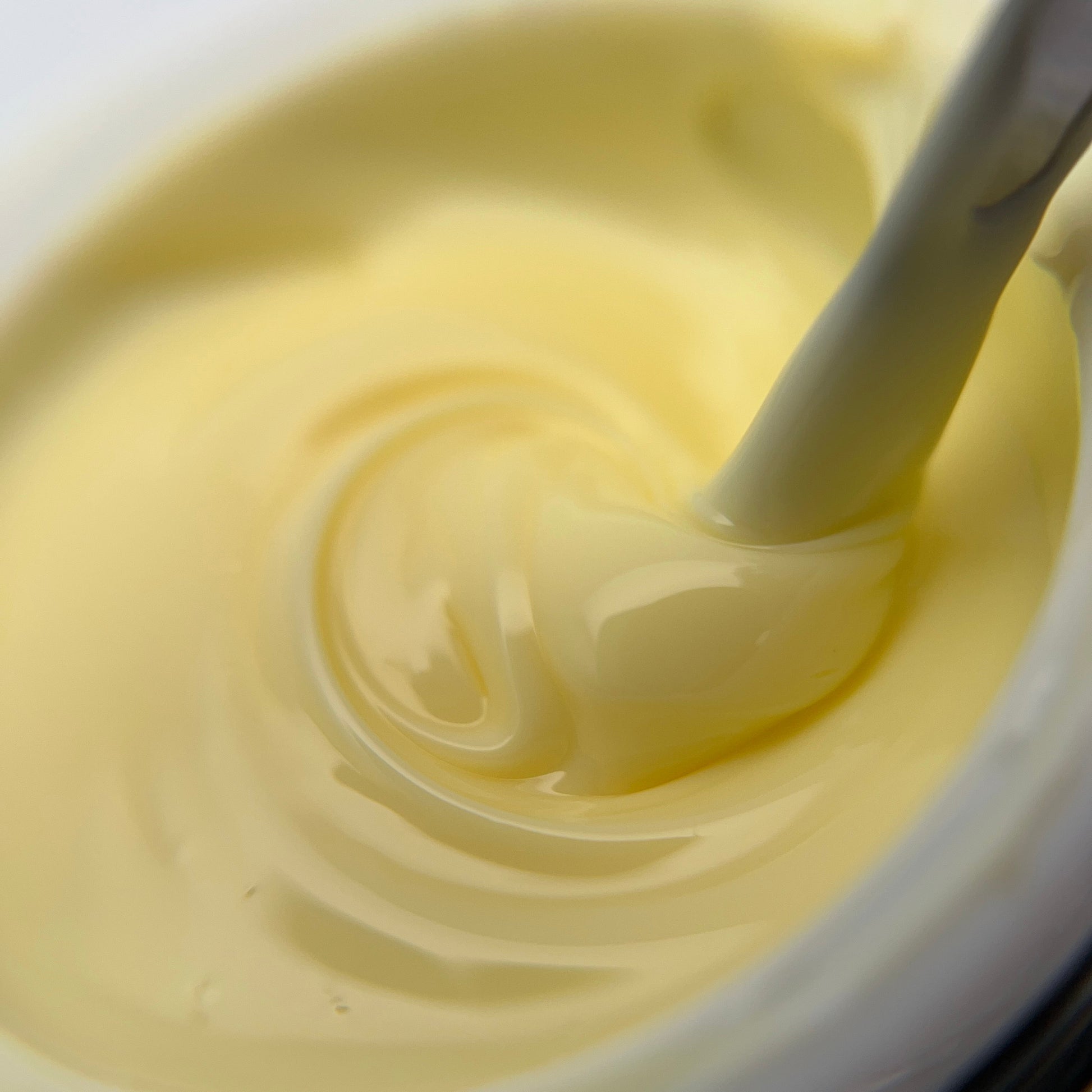 Profi Nails Butter Hard Gel for cheerful pastel nail enhancements