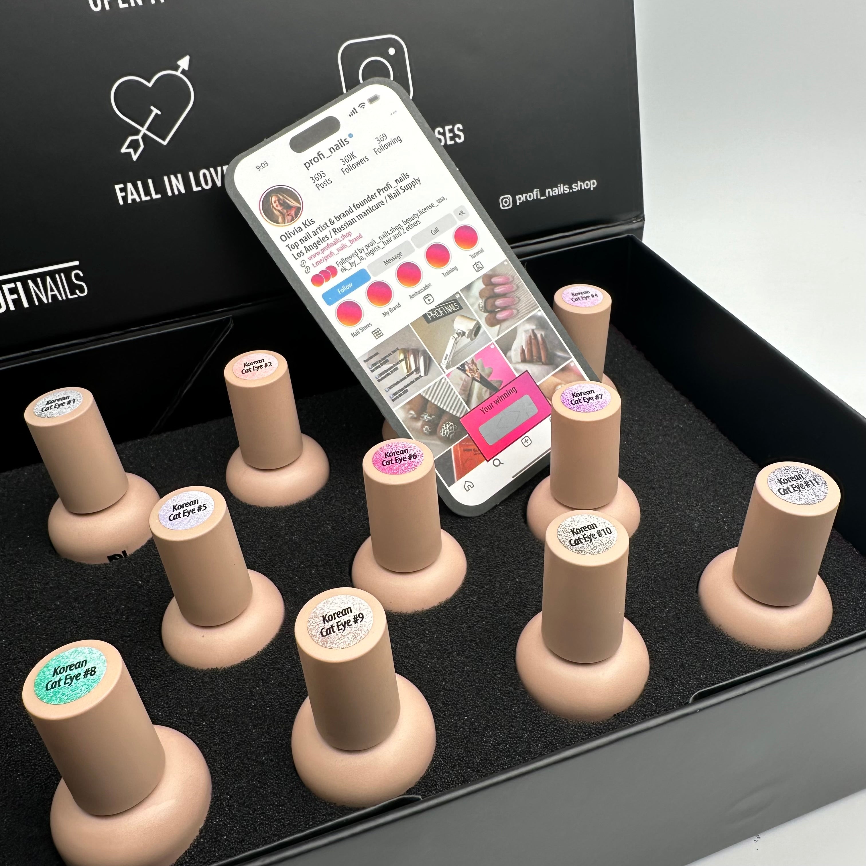Beauty Box - Korean Cat Eye