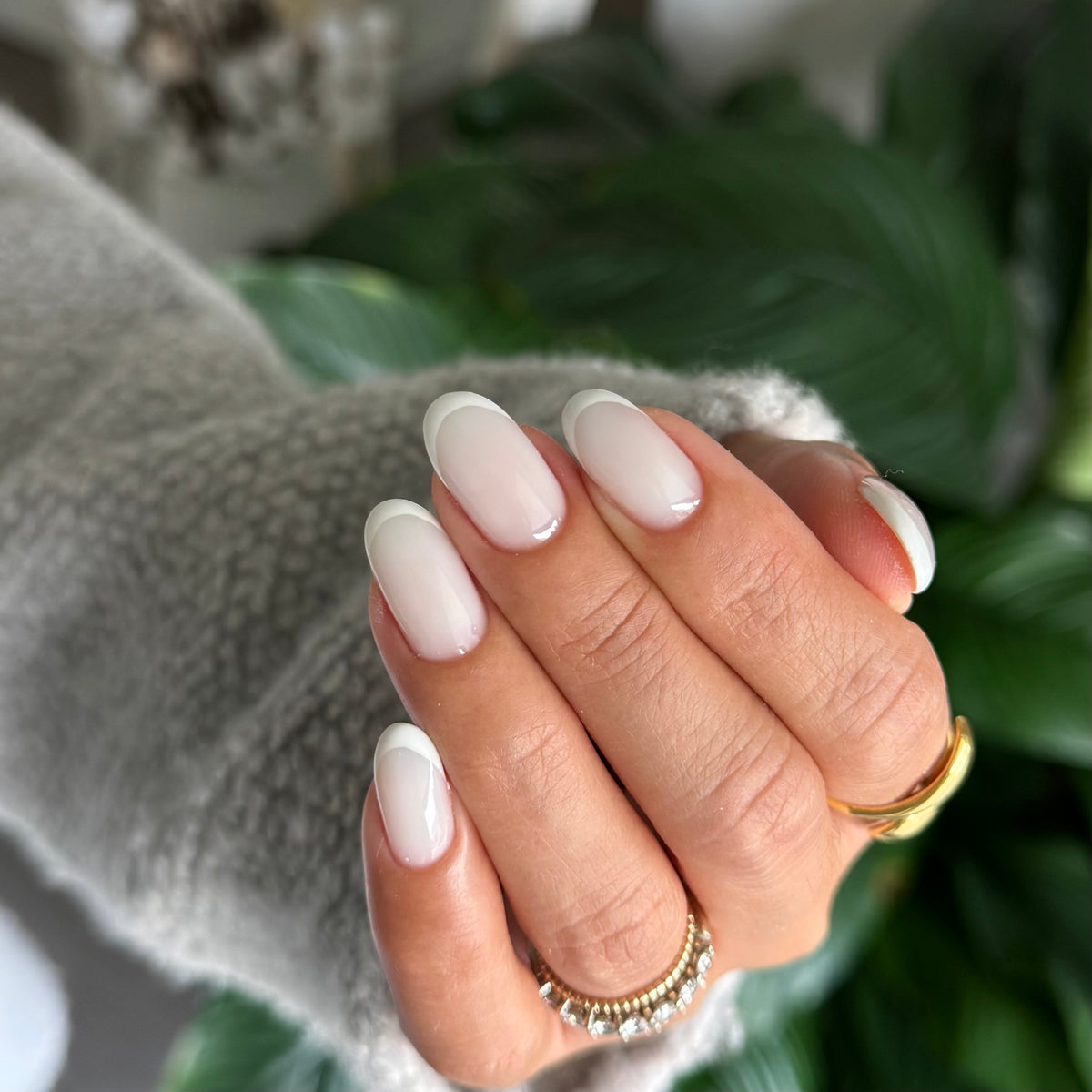 Profi Nails Light Mist Hard Gel for professional nail extensions and overlays