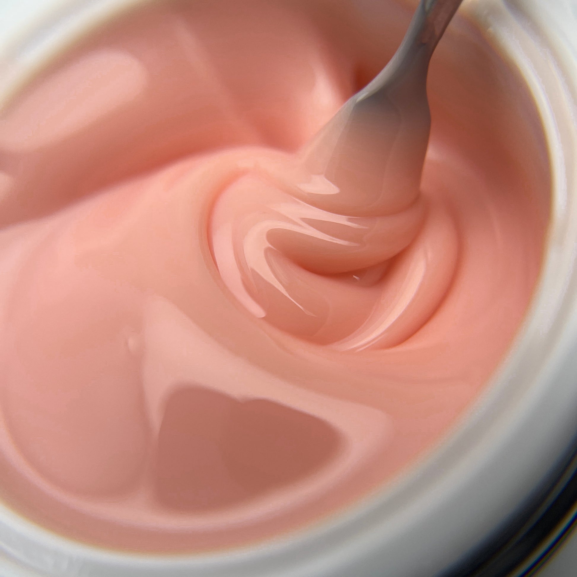 Medium-viscosity Peach hard gel for nail strengthening