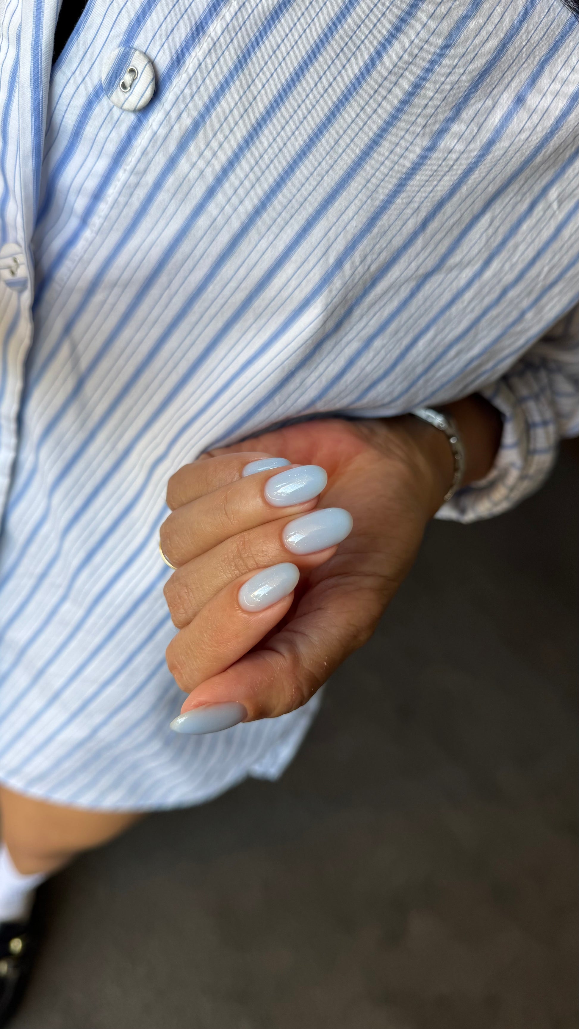 Profi Nails Wave Hard Gel for durable blue-green nail enhancements