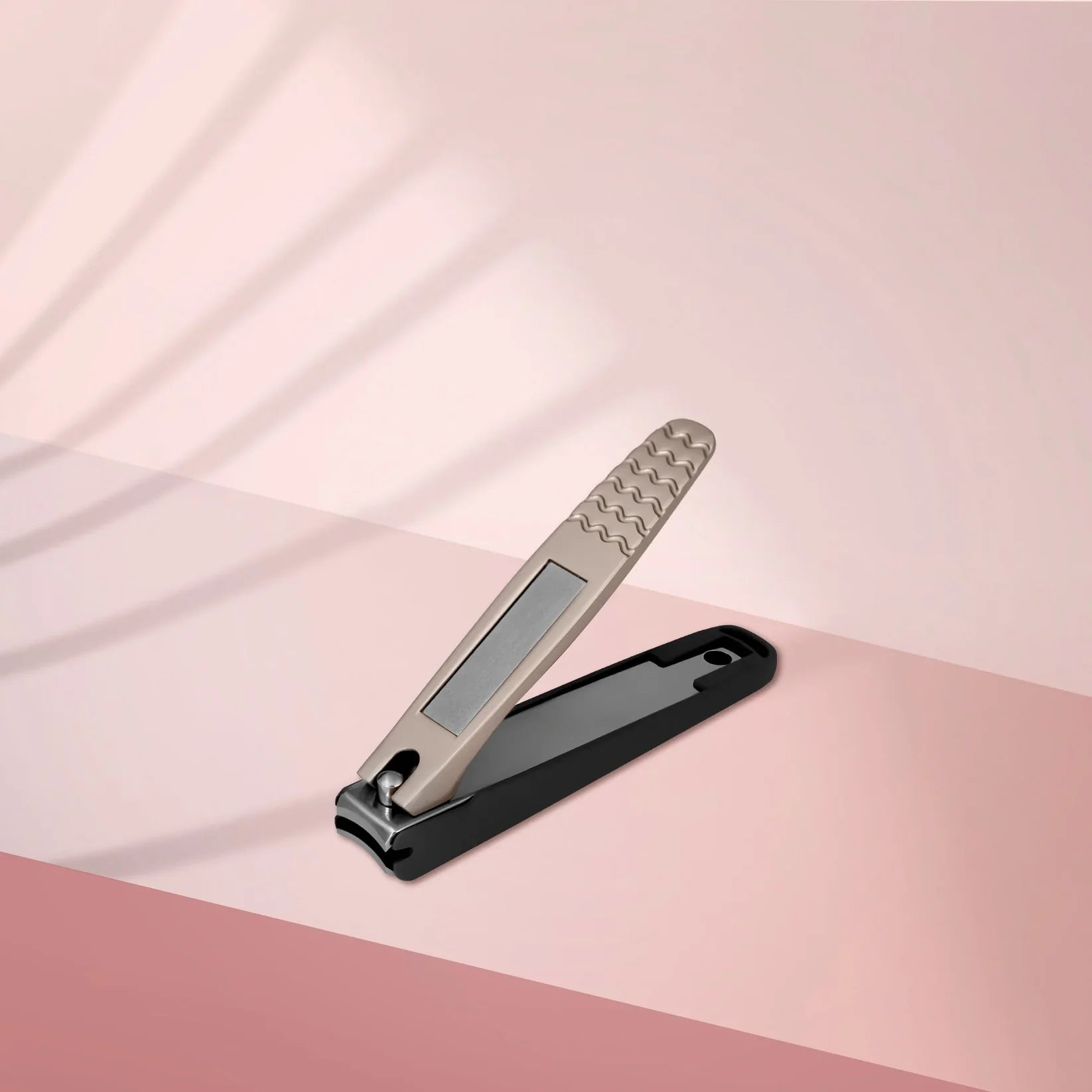Clipper with a container for clipped nails Staleks Beauty & Care 20