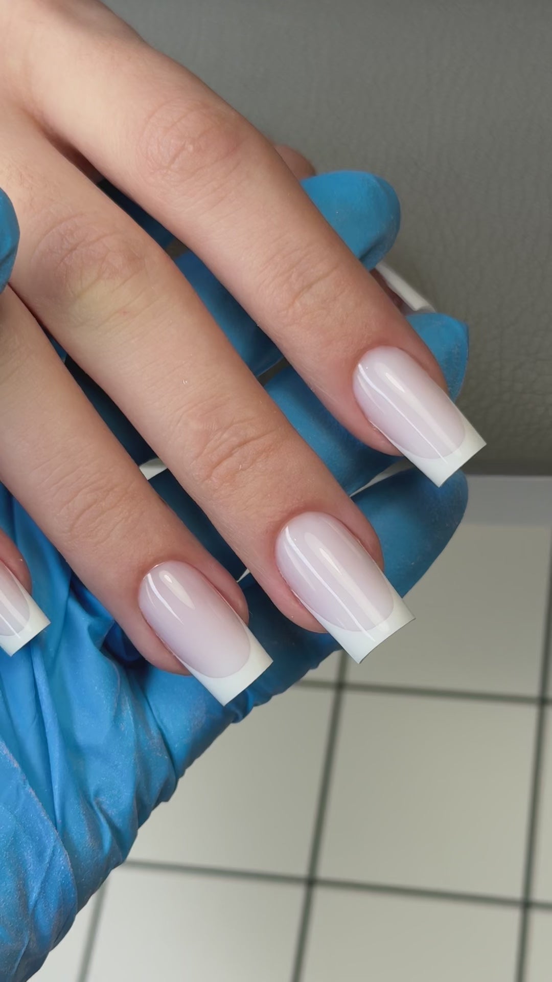 Load video: Soft - Smart Liquid Hard Gel