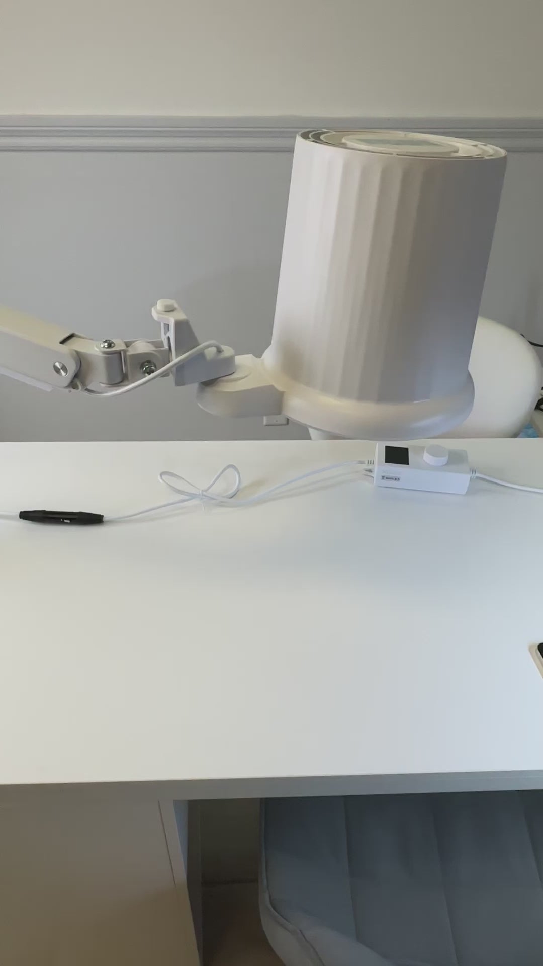 Load video: Nail Dust Collector for Pedicure (Manicure)