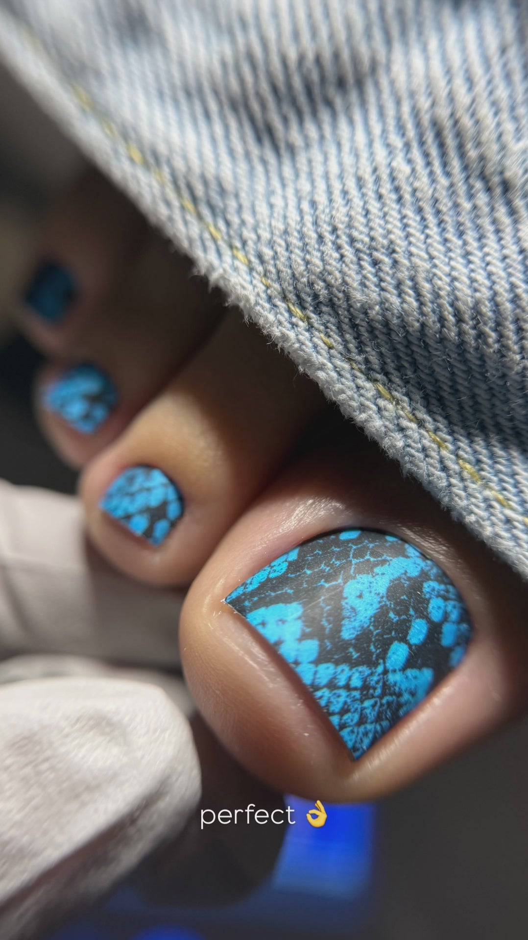 Load video: Nail Wraps Podo Full #0042