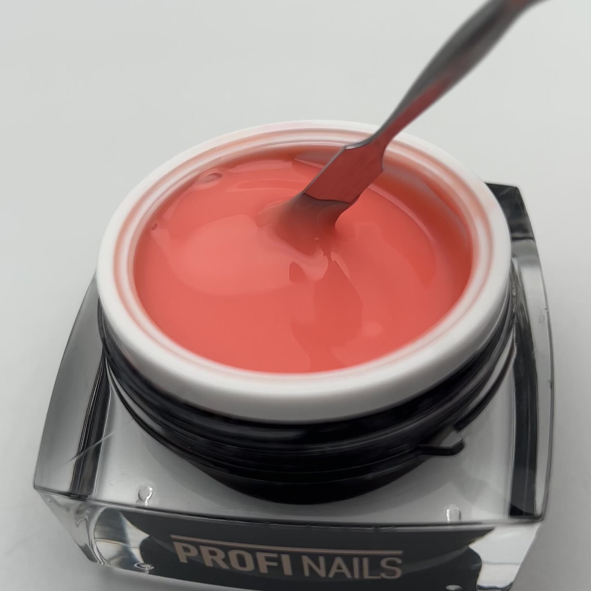 Load video: Color Hard Gel - Atlanta 15 ml